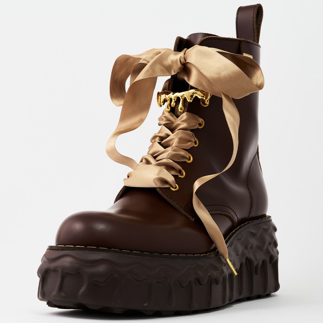 本革 メルティングチョコレート サテンリボンレースアップシューズ（ブラウン） ブーツ