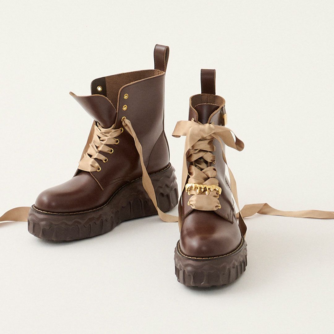 本革 メルティングチョコレート サテンリボンレースアップシューズ（ブラウン） ブーツ