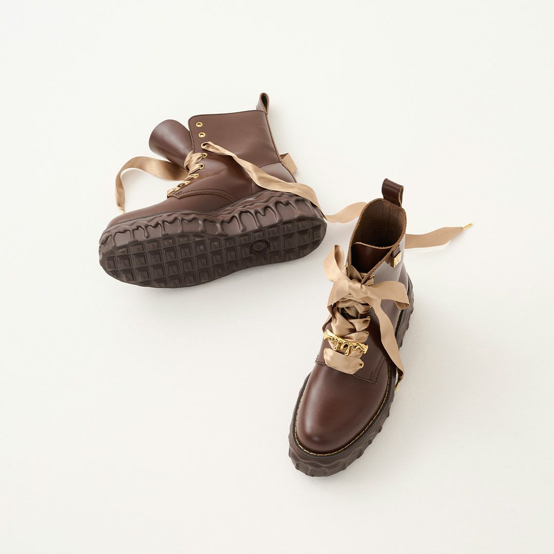 本革 メルティングチョコレート サテンリボンレースアップシューズ（ブラウン） ブーツ