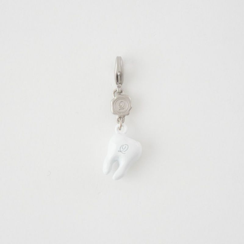 Q-pot. 歯磨き粉ネックレス＆白い歯チャーム 白い歯チャーム | Q-pot. ONLINE SHOP