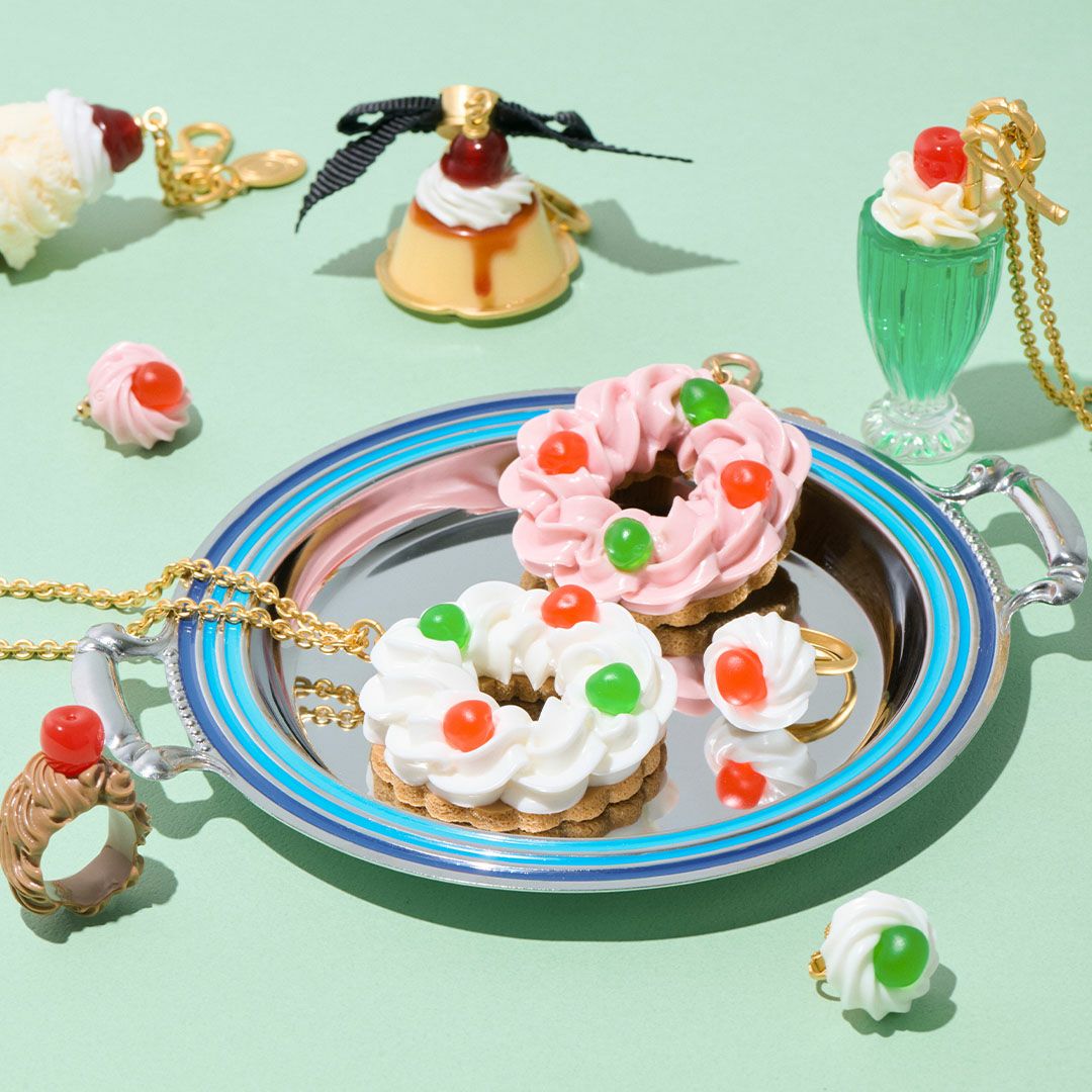 ドレンチェリーケーキ　ネックレス