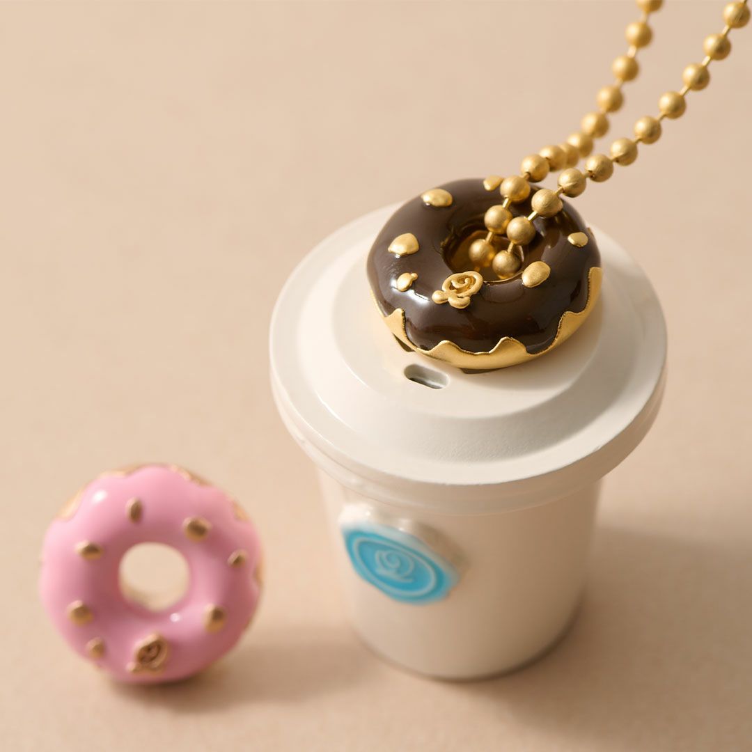 チョコレートナッツ　ドーナッツ　チャーム