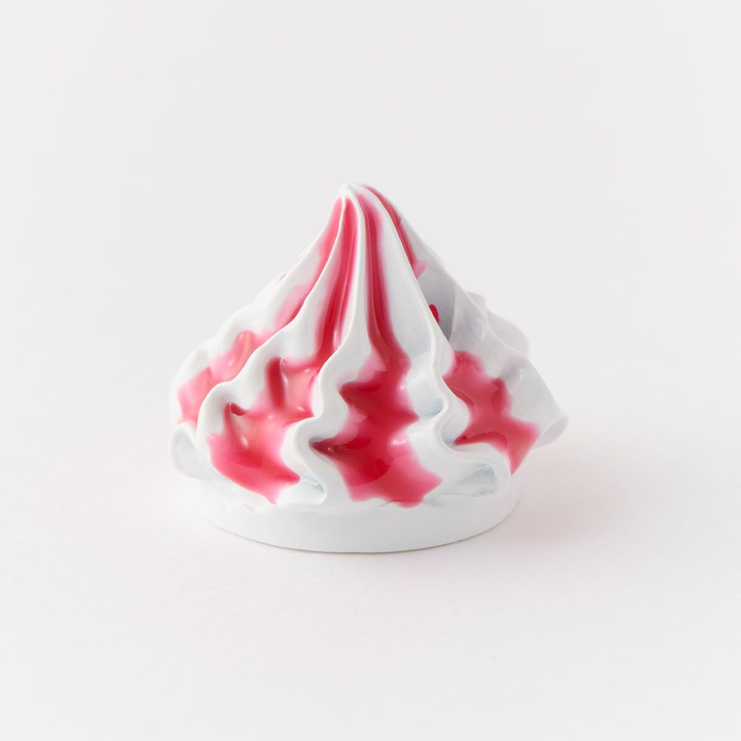 ストロベリーホイップクリーム　トッピングチャーム　ピンク