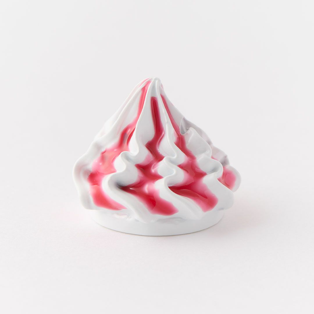 ストロベリーホイップクリーム　トッピングチャーム　ピンク