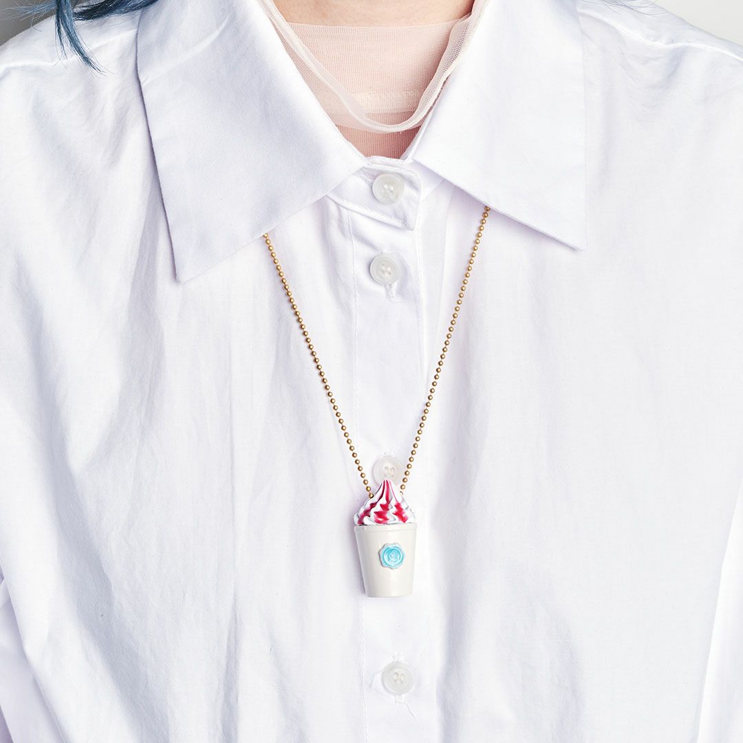 ストロベリーホイップクリーム　トッピングチャーム　ピンク