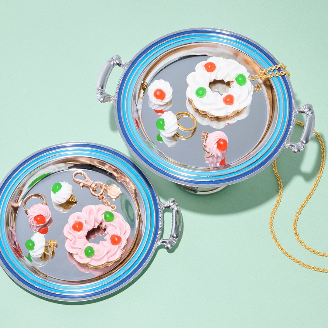 ドレンチェリーケーキ　ピアス