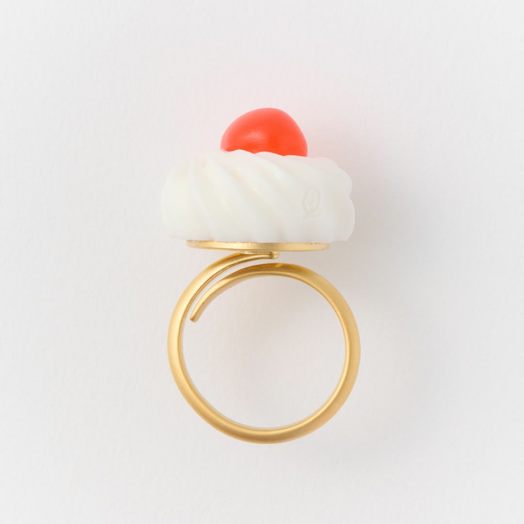 ドレンチェリーケーキ　リング