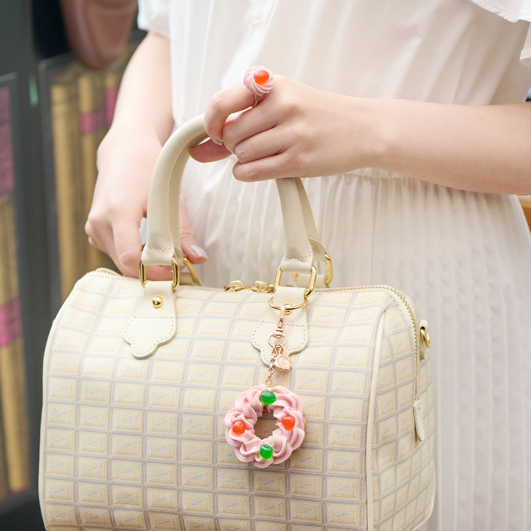 ドレンチェリーケーキ　リング