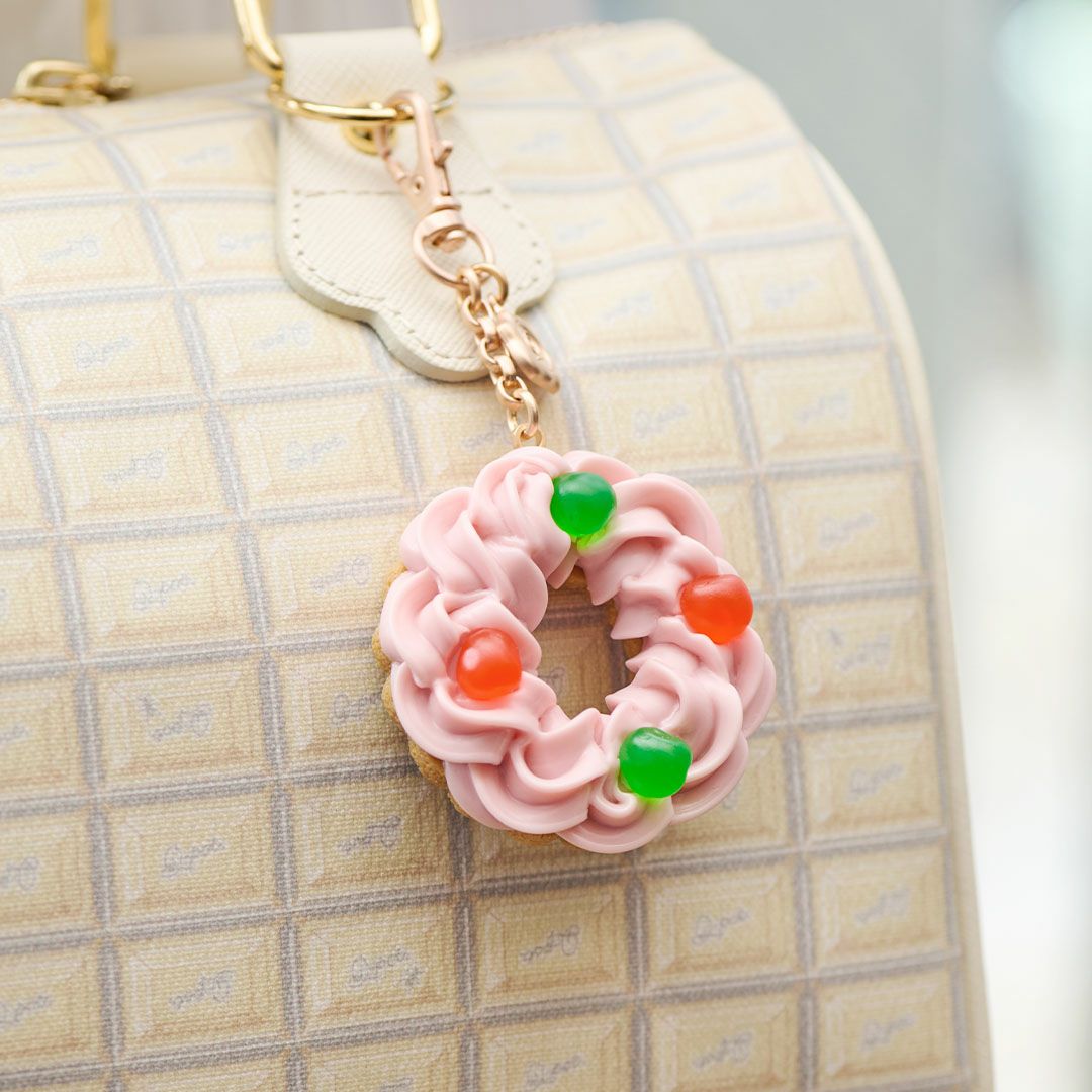 ドレンチェリーケーキ　バッグチャーム