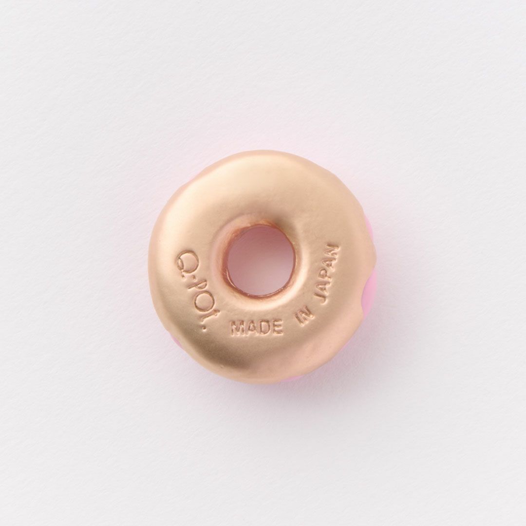 ストロベリーナッツ　ドーナッツ　チャーム　ピンク