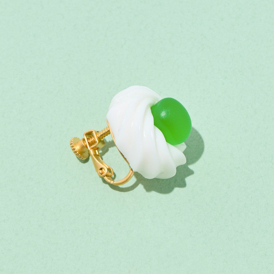 ドレンチェリーケーキ　イヤリング