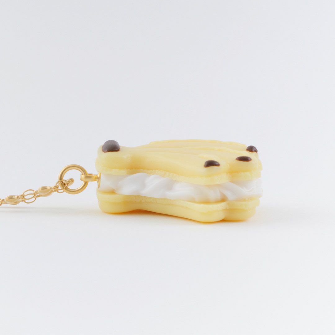 バナナマカロン ネックレス