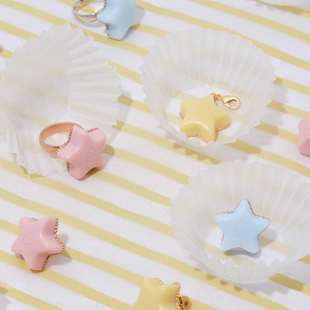 エトワールショコラ 星 ピアス イエロー
