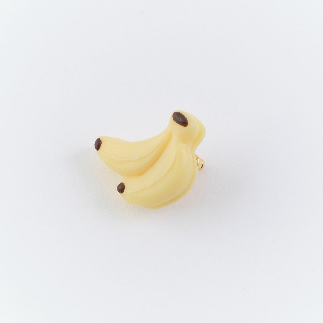 バナナマカロン ピアス