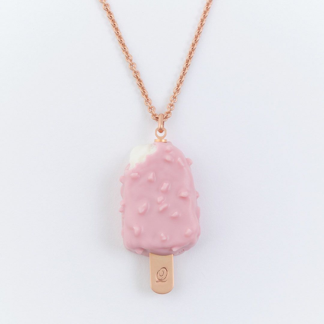 ストロベリーチーズケーキ アイスバー ネックレス