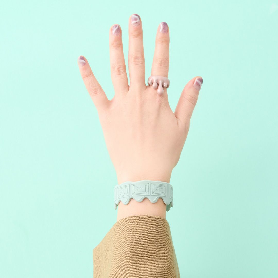 チャリティー　シリコンバンド