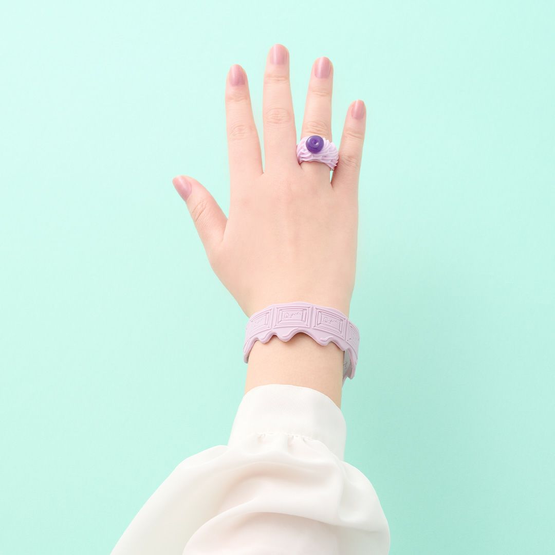 チャリティー　シリコンバンド