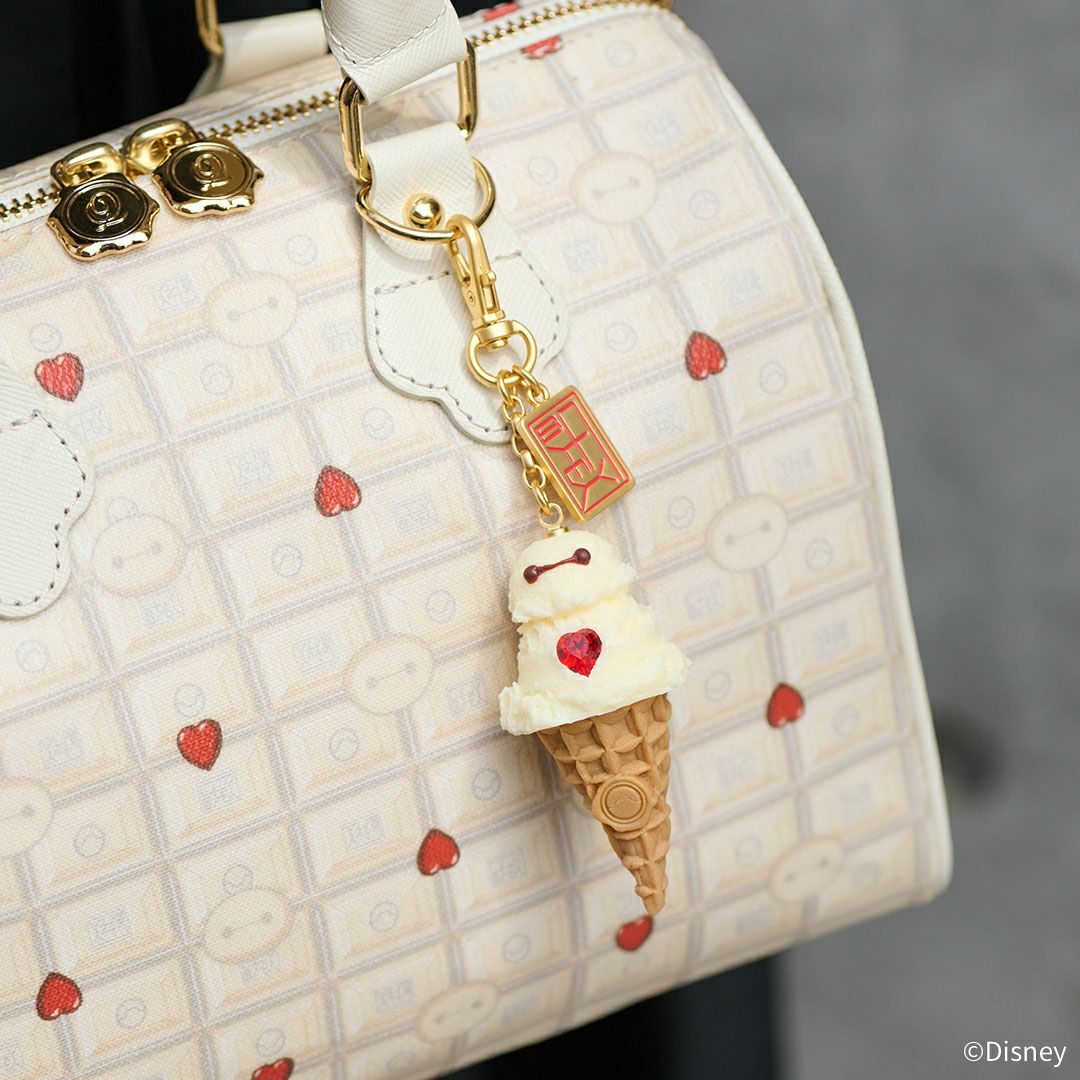 ベイマックス　バッグチャーム　ディズニーコラボアクセサリー