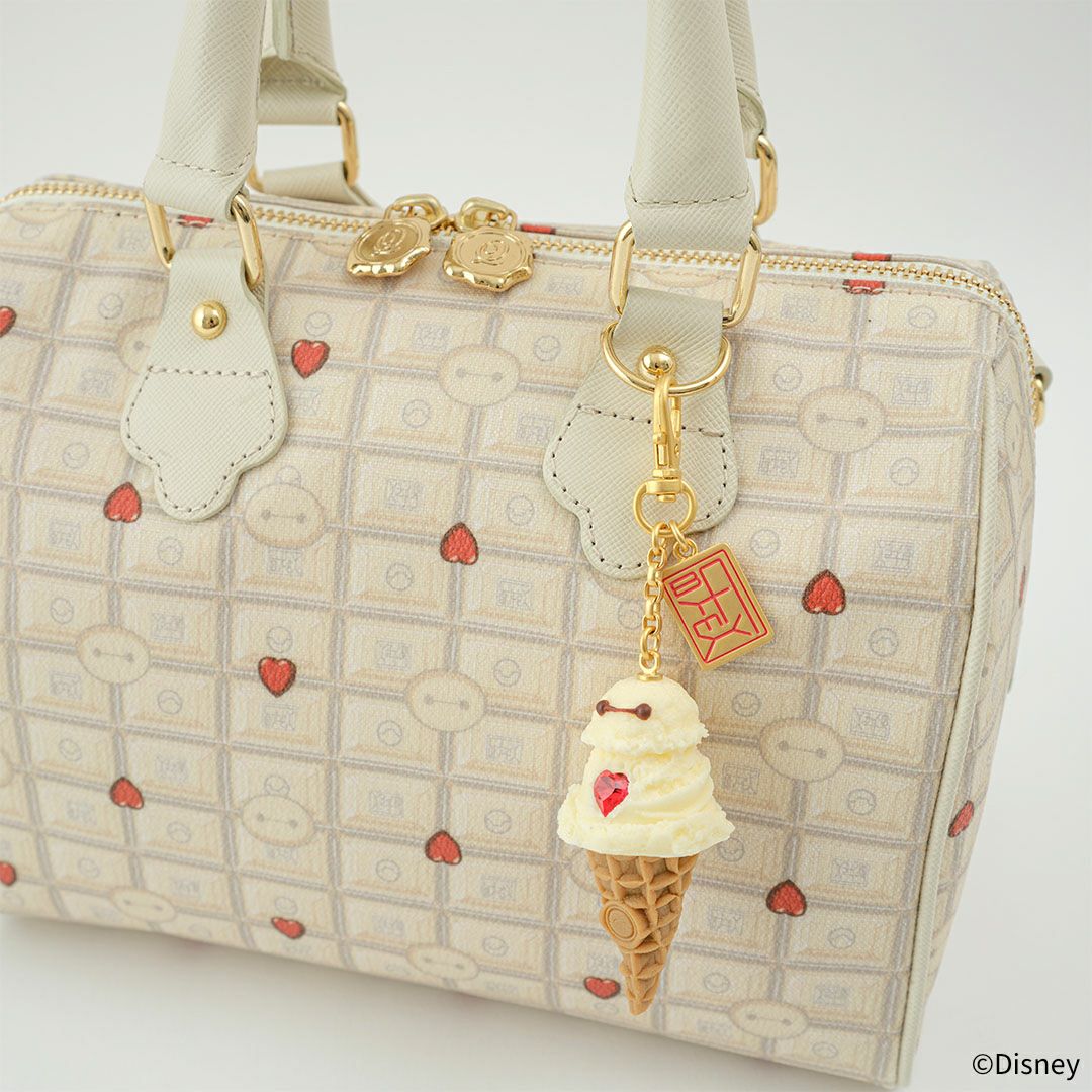 ベイマックス　ボストンバッグ　ディズニーコラボグッズ