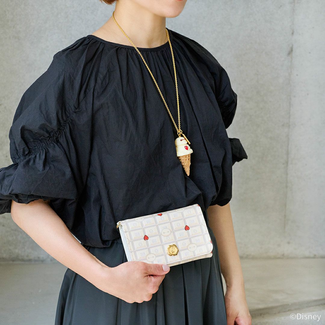 ベイマックス　財布　ディズニーコラボグッズ