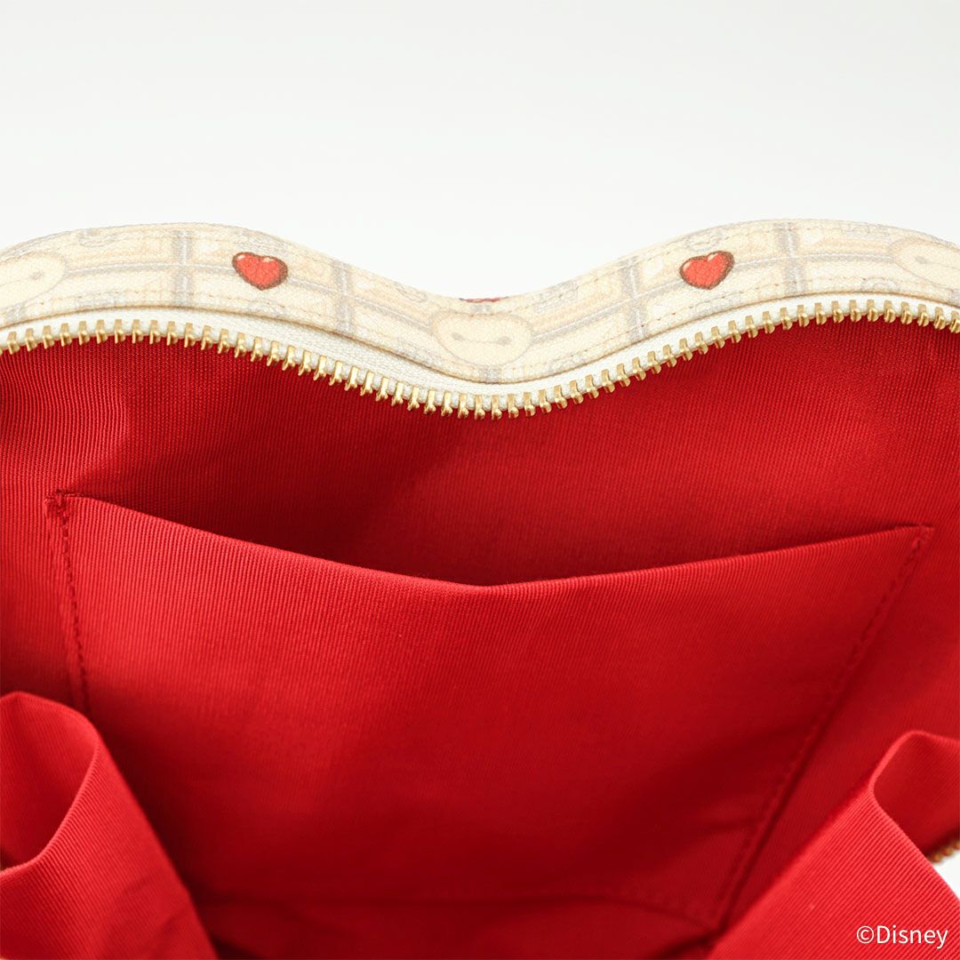 ベイマックス　 ハート型バッグ　ディズニーコラボグッズ