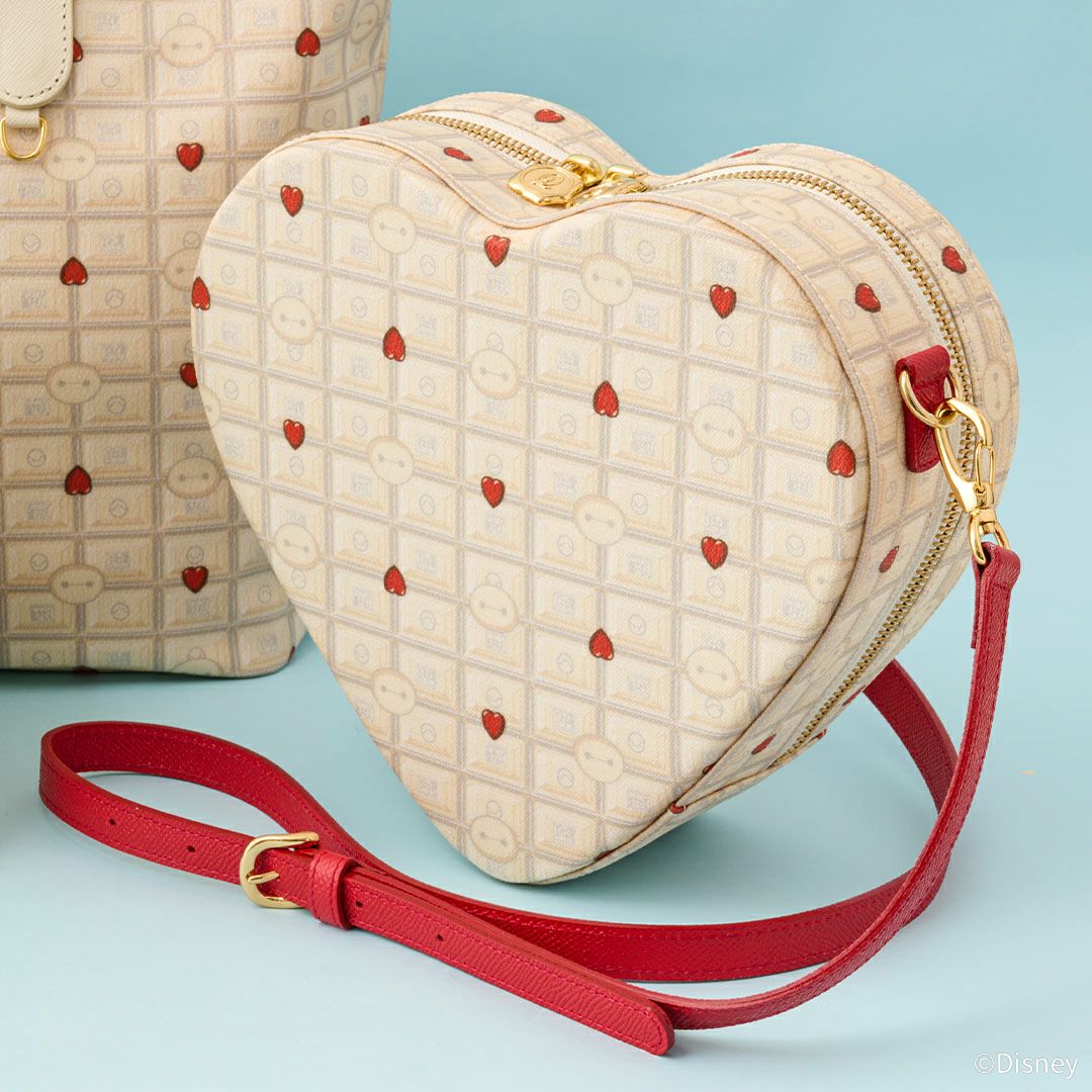 ベイマックス　 ハート型バッグ　ディズニーコラボグッズ