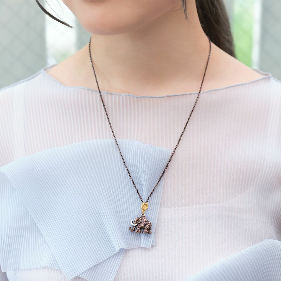 氷河期　マンモス　ネックレス