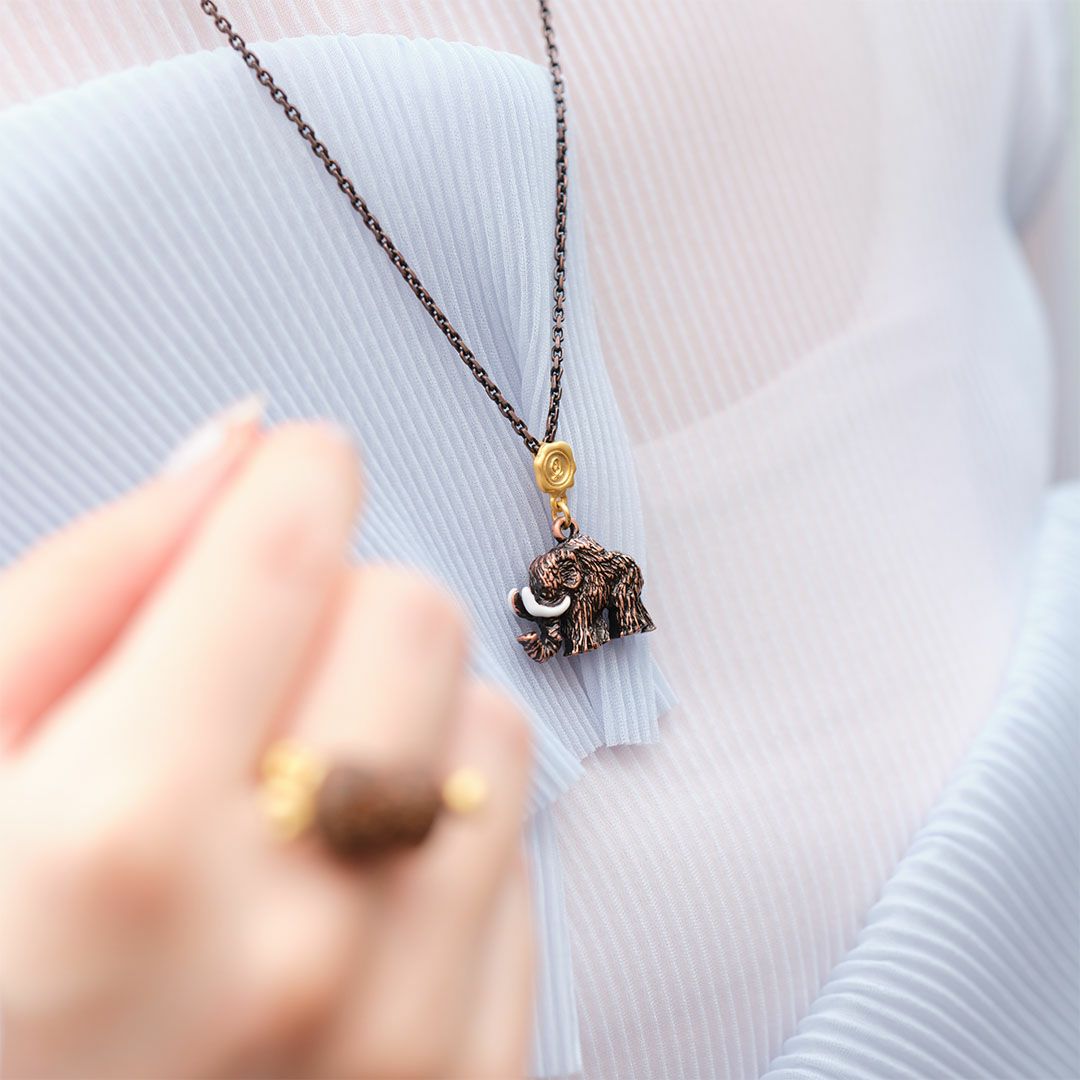 氷河期　マンモス　ネックレス