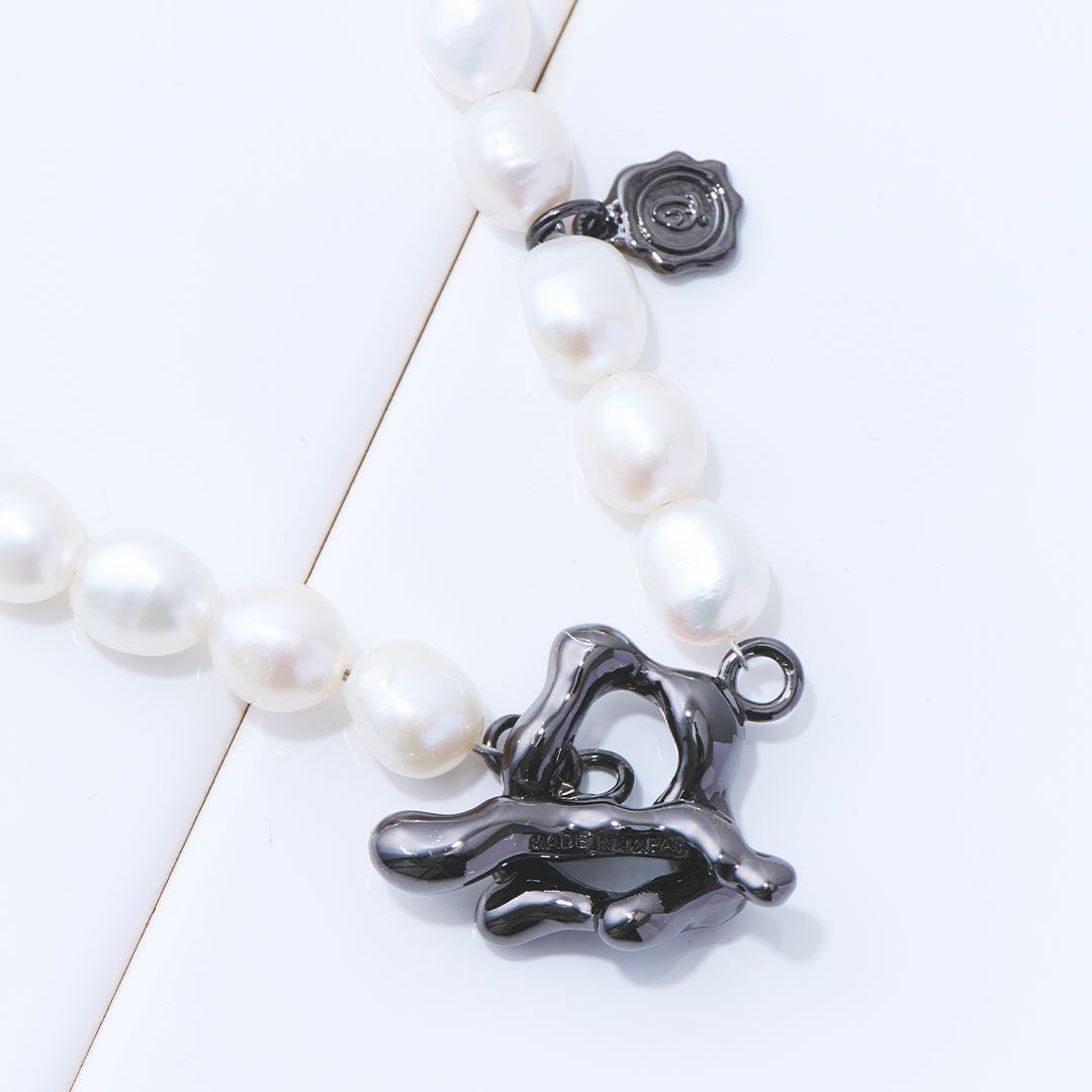 天然石ジュエリー　バロック淡水パール　虫歯　ネックレス