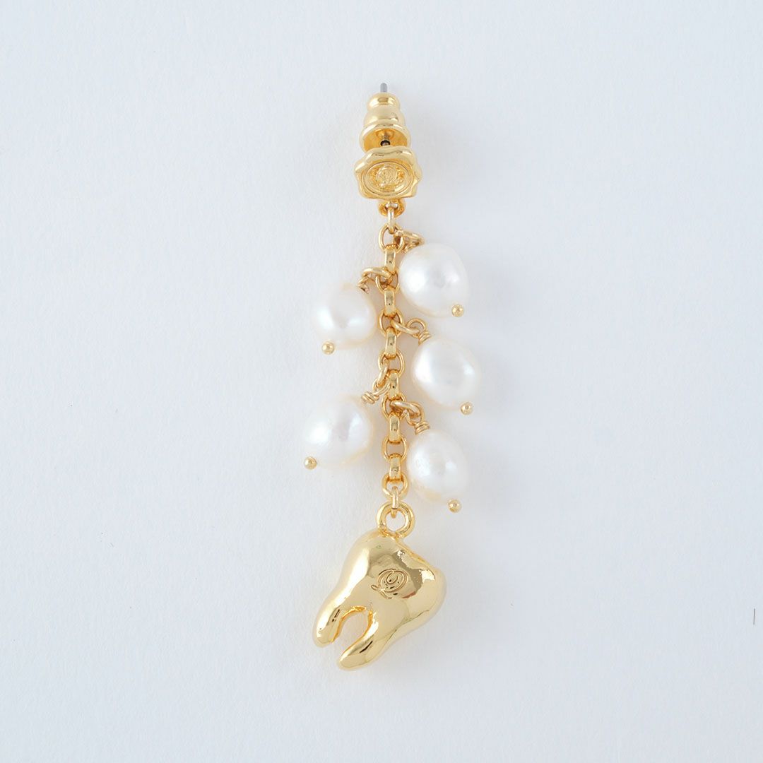 天然石ジュエリー　バロック淡水パール　金歯　ピアス