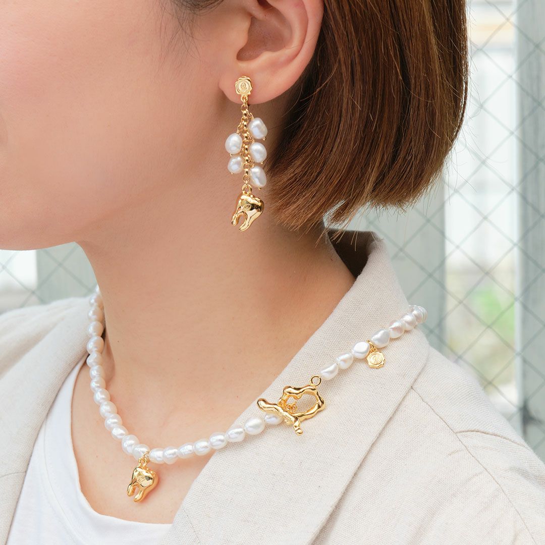 天然石ジュエリー　バロック淡水パール　金歯　イヤリング