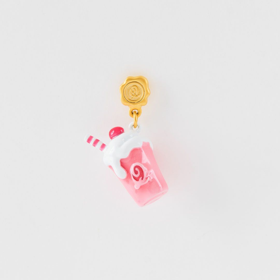 シェイク ピアス ピンク
