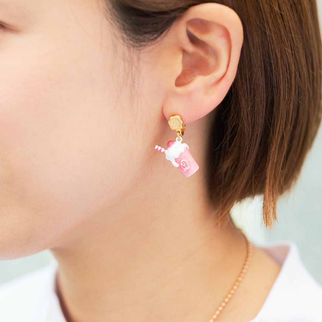 シェイク ピアス ピンク