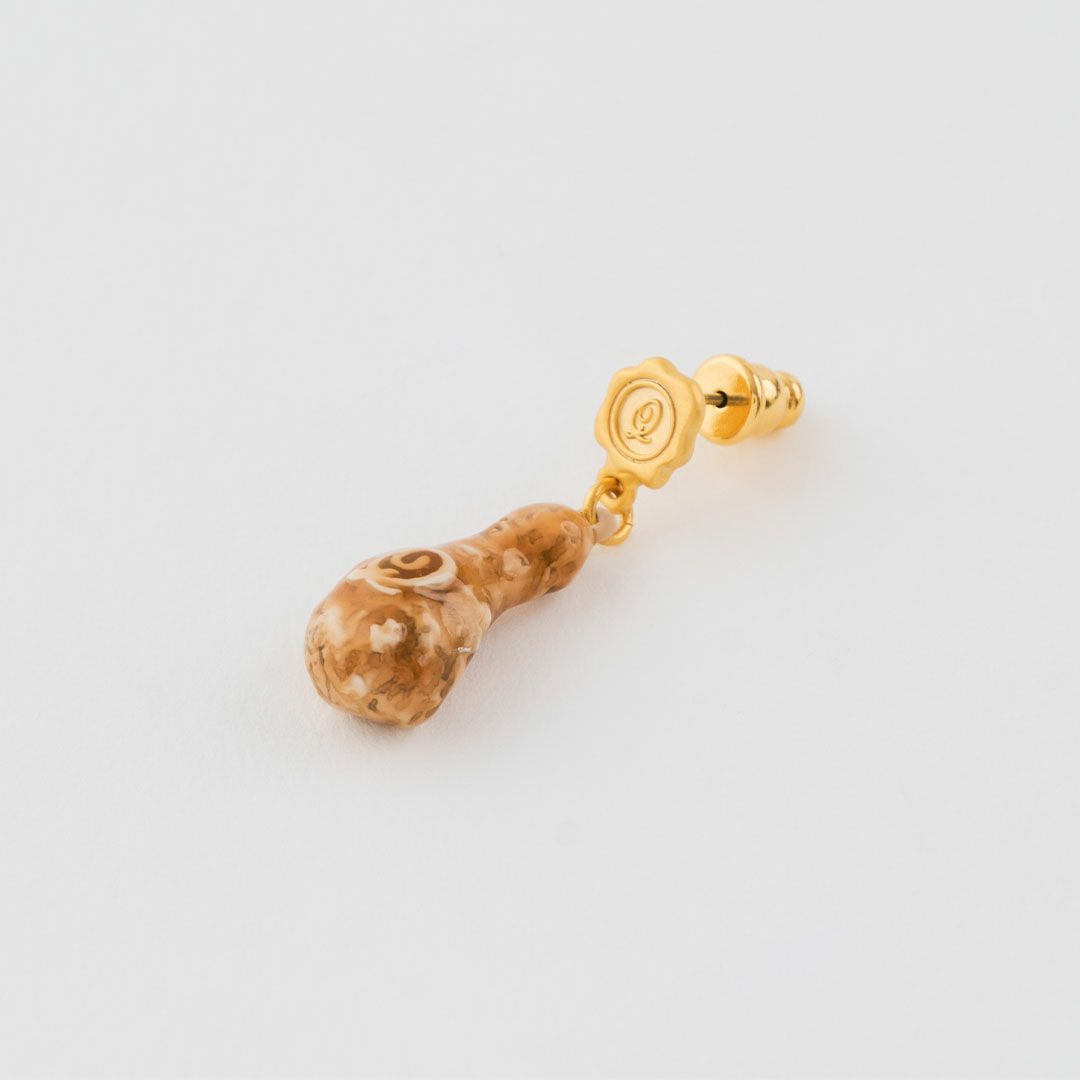 フライドチキン ピアス