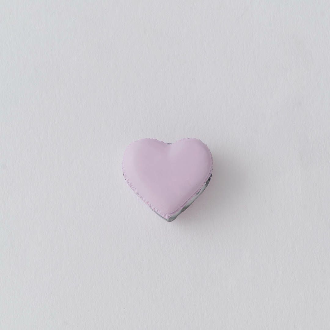 エラベルラブハートマカロン チャーム(ブルーベリー) | Q-pot. ONLINE SHOP
