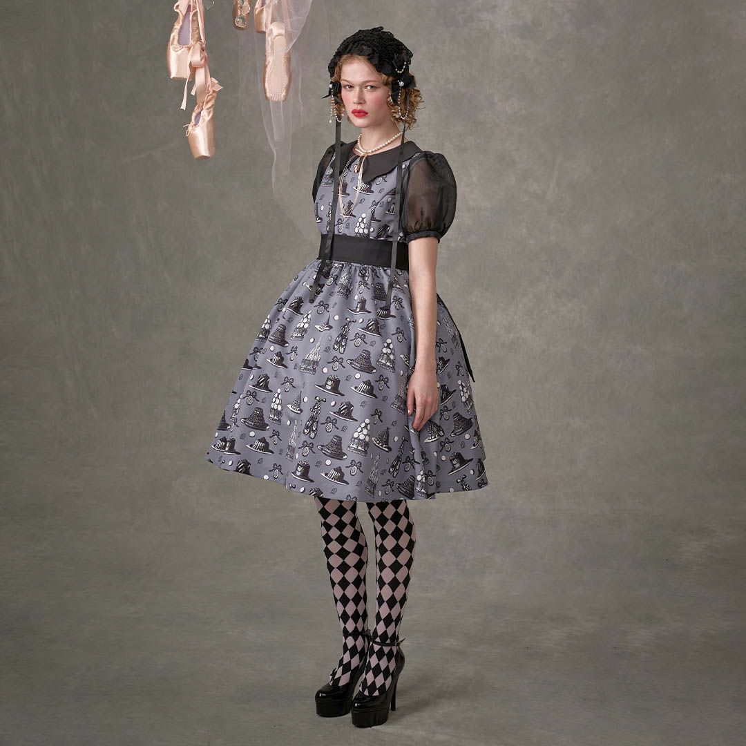 バレエコア　グレー　ワンピース