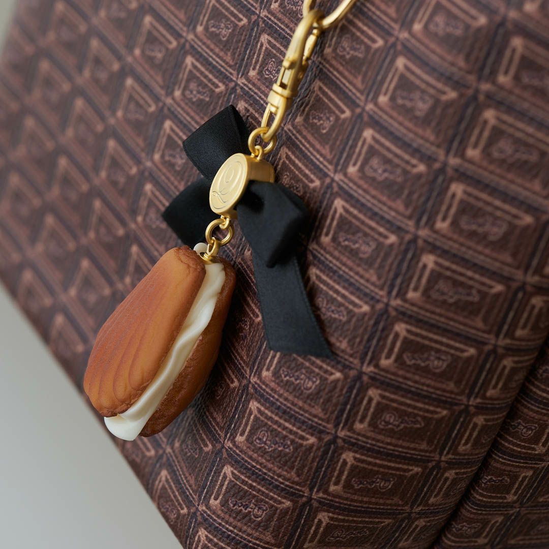 バレエコア リボン　ベージュ　バッグチャーム