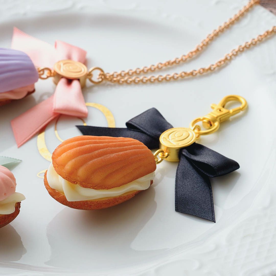 バレエコア リボン　ベージュ　バッグチャーム