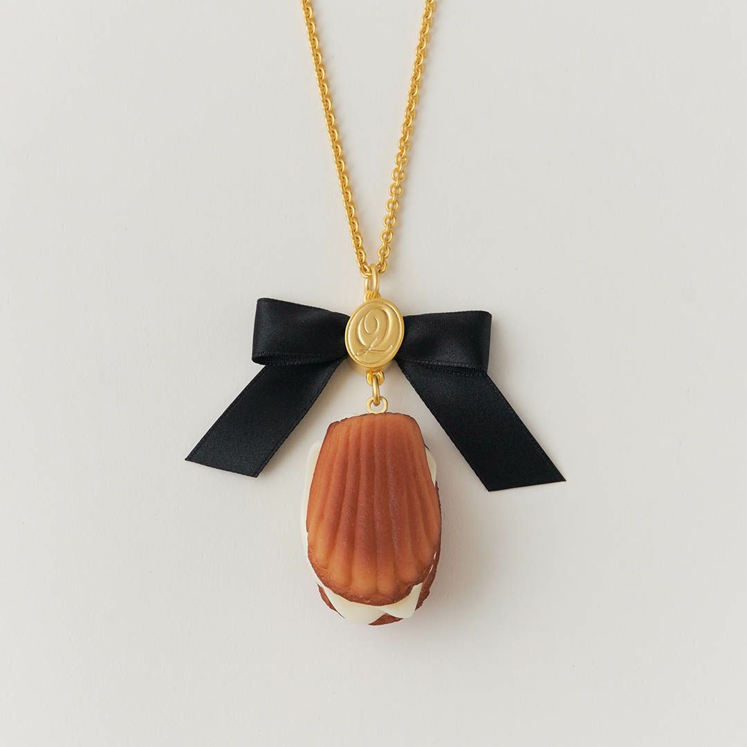 バレエコア リボン　ベージュ　ネックレス