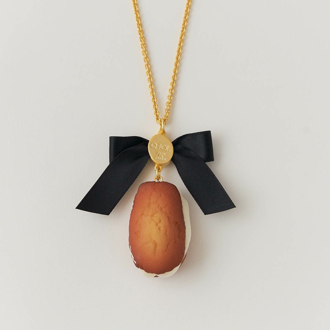 バレエコア リボン　ベージュ　ネックレス