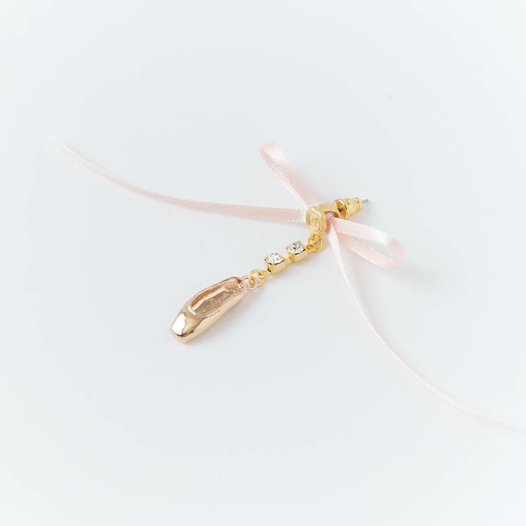 バレエコア　リボン　ピアス