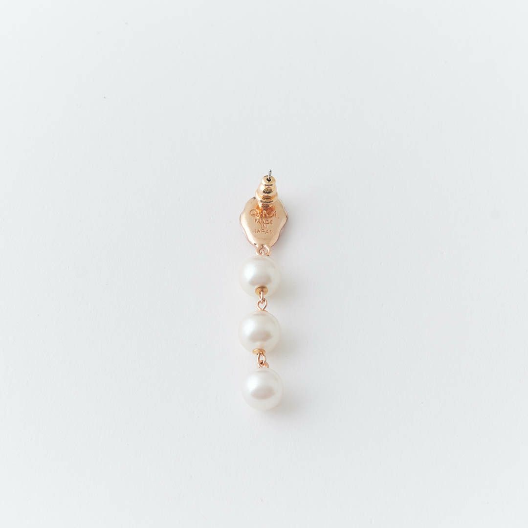 バレエコア パール ホワイト シェル ピアス