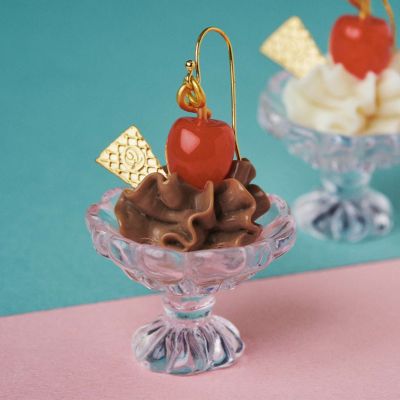 チョコレートサンデーピアス