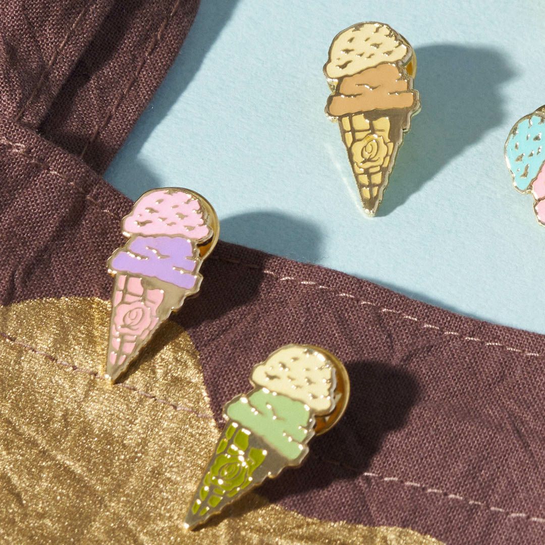 ランダム単品】 ダブルアイスクリームピンバッジ | Q-pot. ONLINE SHOP