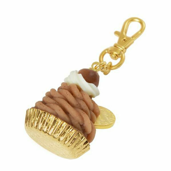 和栗のモンブランカップケーキ バッグチャーム | Q-pot. ONLINE SHOP